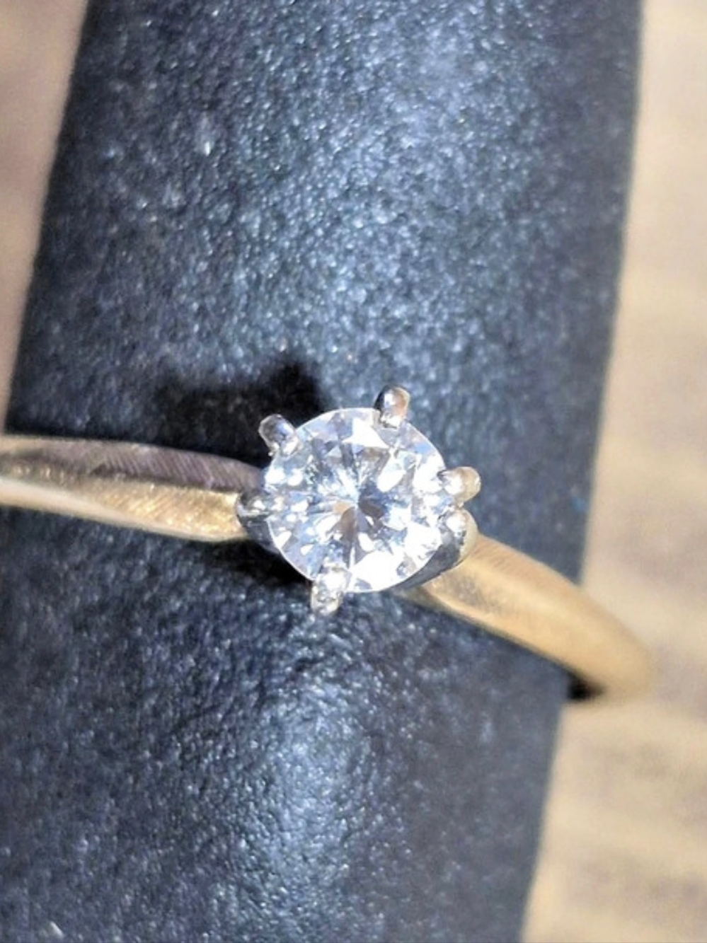 Vintage Solitaire Diamond Ring Set In Yellow 14 Gold